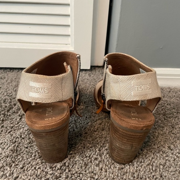 Toms Majorca Cut Out High Heel Sandals - Picture 3 of 6